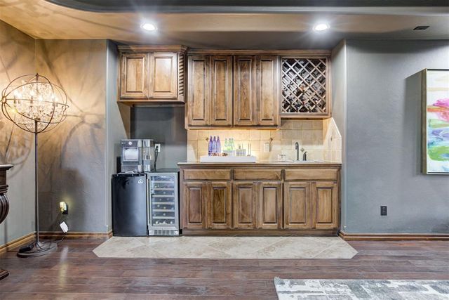 14501 Paddington Avenue, Oklahoma City, OK 73142