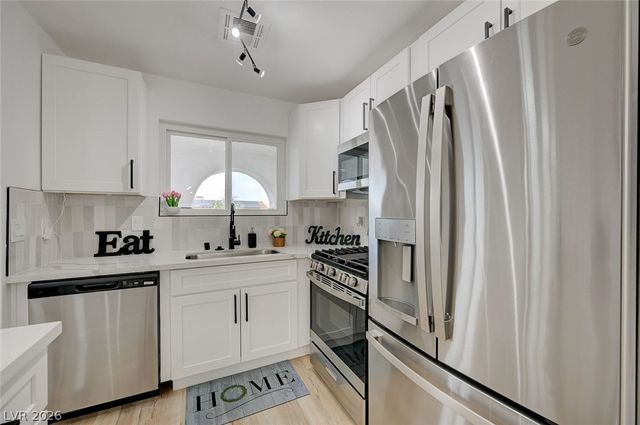 252 Meyers Avenue, Henderson, NV 89015