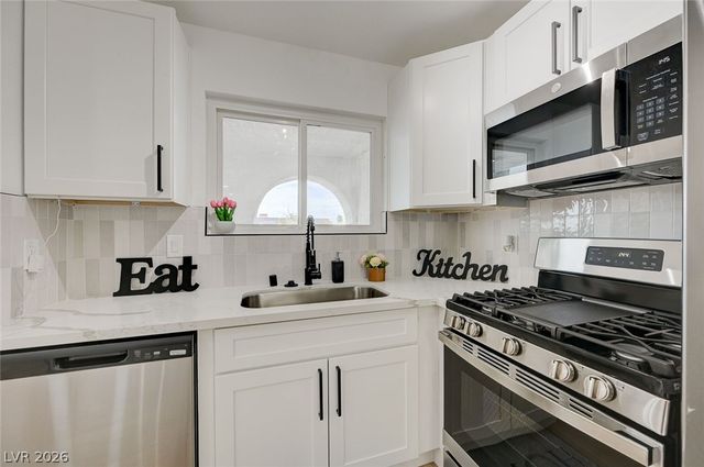 252 Meyers Avenue, Henderson, NV 89015