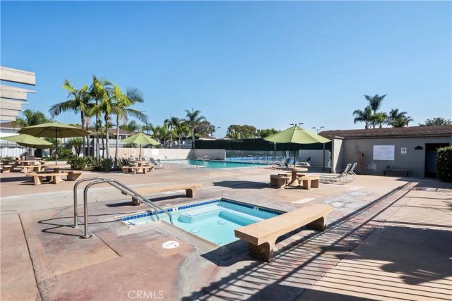 368 Genoa, Costa Mesa, CA 92627