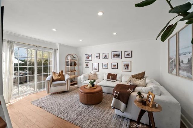 368 Genoa, Costa Mesa, CA 92627