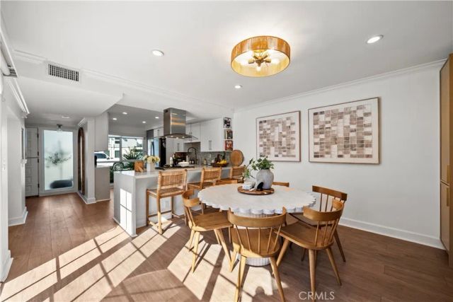 368 Genoa, Costa Mesa, CA 92627