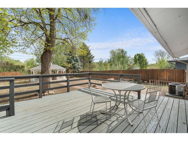 503 Crescent Dr, Loveland, CO 80538