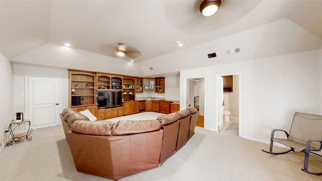 4319 Crown Knoll Circle, Flower Mound, TX 75028
