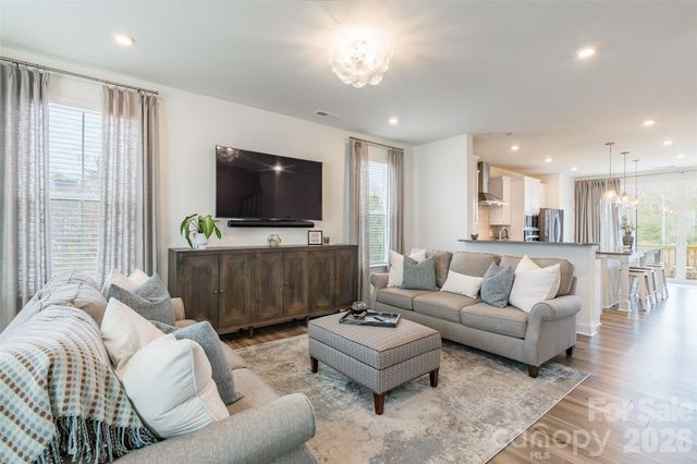 2106 Magnolia Blossom Way, Charlotte, NC 28211