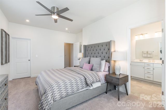 2106 Magnolia Blossom Way, Charlotte, NC 28211