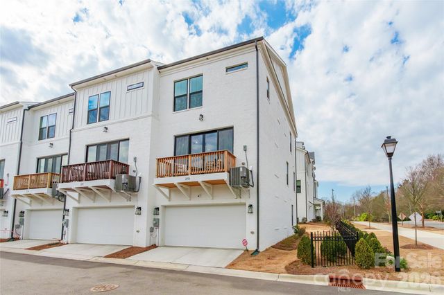 2106 Magnolia Blossom Way, Charlotte, NC 28211