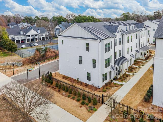 2106 Magnolia Blossom Way, Charlotte, NC 28211