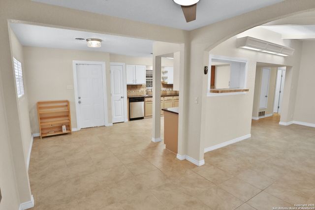 230 TAMMY DR, San Antonio, TX 78216