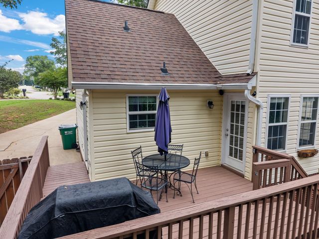 288 Autumn Gold Drive, Boiling Springs, SC 29316