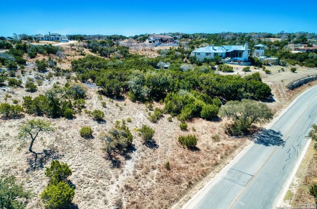 2100 Clubs Drive, Boerne, TX 78006