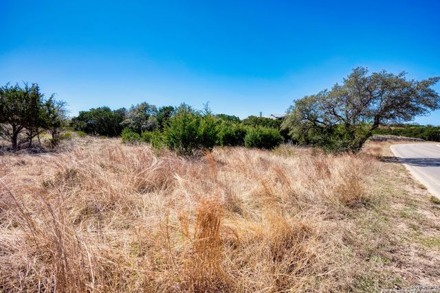 2100 Clubs Drive, Boerne, TX 78006