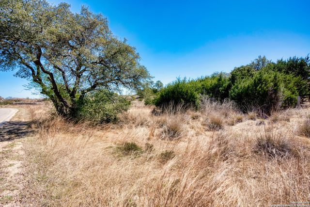 2100 Clubs Drive, Boerne, TX 78006