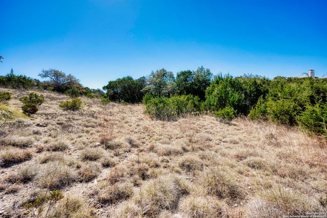 2100 Clubs Drive, Boerne, TX 78006