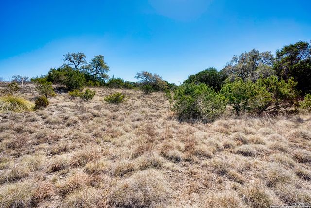 2100 Clubs Drive, Boerne, TX 78006