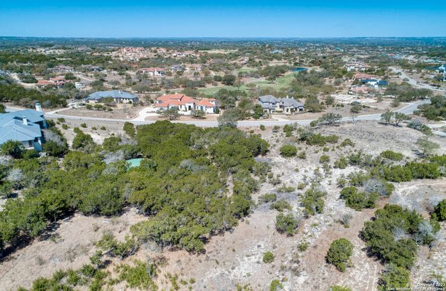 2100 Clubs Drive, Boerne, TX 78006