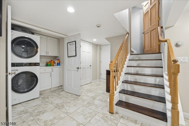 172 E Shore Trl, Sparta Twp., NJ 07871