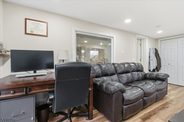 172 E Shore Trl, Sparta Twp., NJ 07871