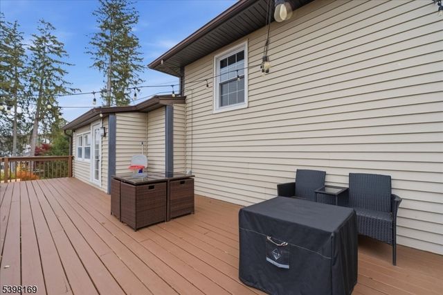 172 E Shore Trl, Sparta Twp., NJ 07871