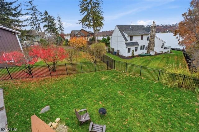 172 E Shore Trl, Sparta Twp., NJ 07871