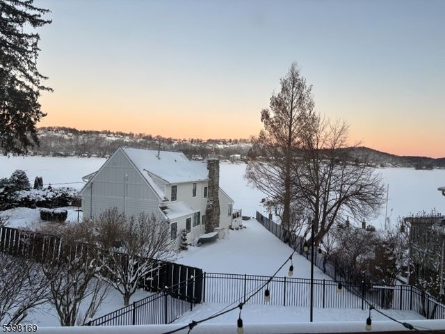 172 E Shore Trl, Sparta Twp., NJ 07871