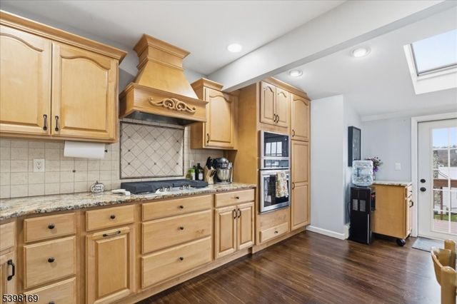 172 E Shore Trl, Sparta Twp., NJ 07871