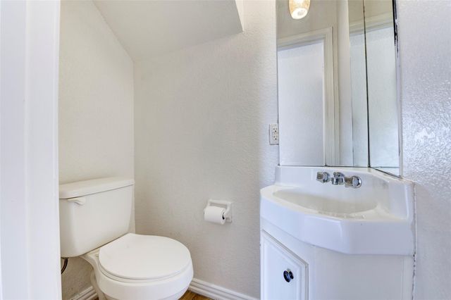 2137 Casa Rio Circle, Dickinson, TX 77539