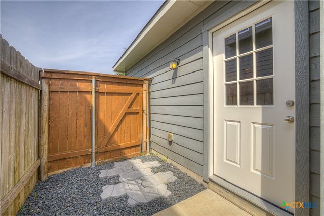 109 Bosque Drive, San Marcos, TX 78666