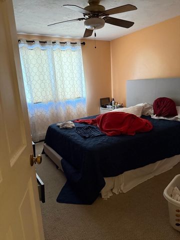 11 Bluegrass Ln, Shrewsbury, MA 01545