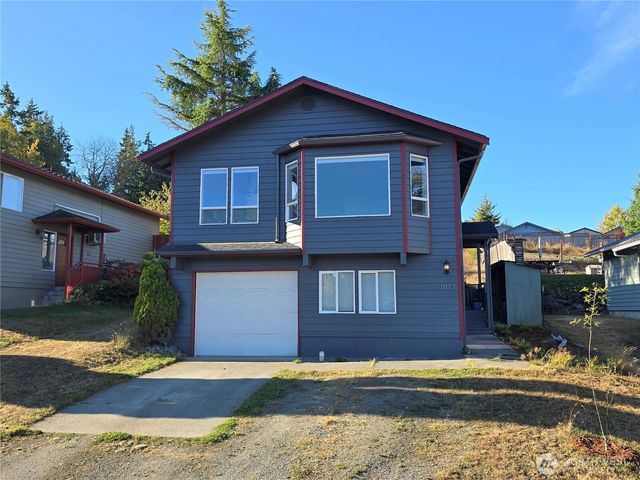 1812 W 12th Street, Port Angeles, WA 98363