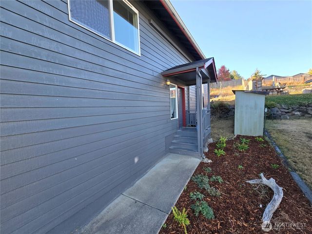 1812 W 12th Street, Port Angeles, WA 98363