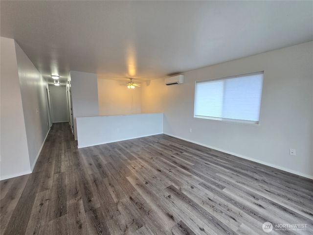 1812 W 12th Street, Port Angeles, WA 98363