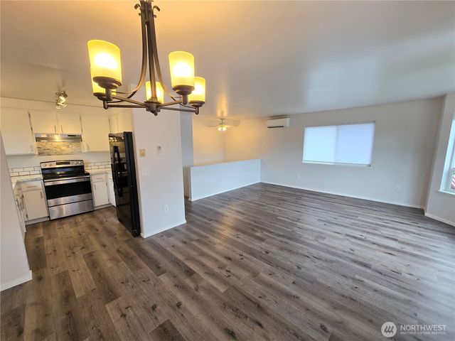 1812 W 12th Street, Port Angeles, WA 98363