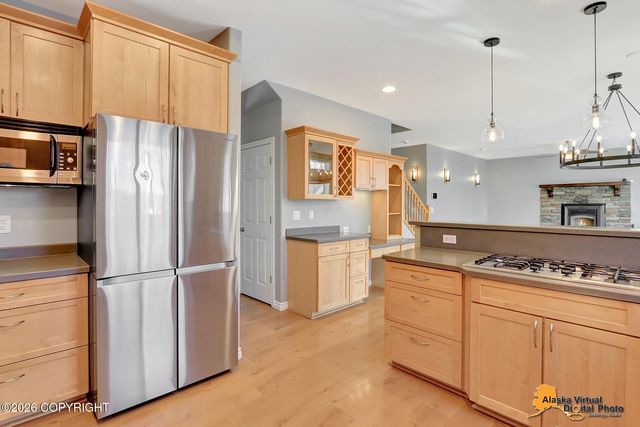 10857 Splendor Loop, Eagle River, AK 99577