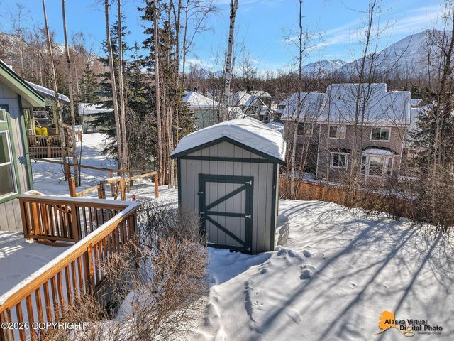 10857 Splendor Loop, Eagle River, AK 99577