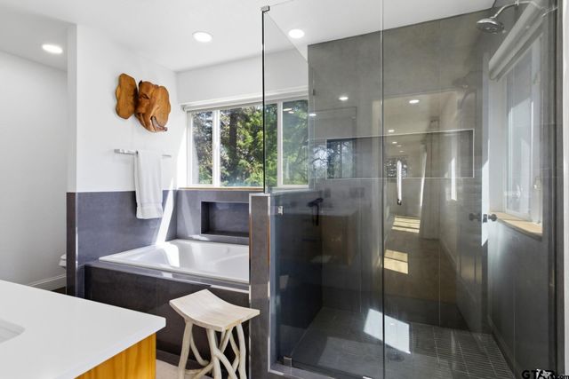 1457 Lake Franklin Dr., Winnsboro, TX 75494