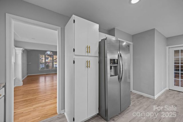 23 Westmont Drive, Asheville, NC 28806