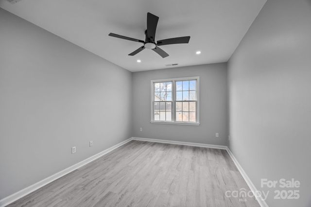 23 Westmont Drive, Asheville, NC 28806