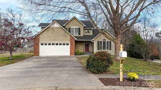 23 Westmont Drive, Asheville, NC 28806