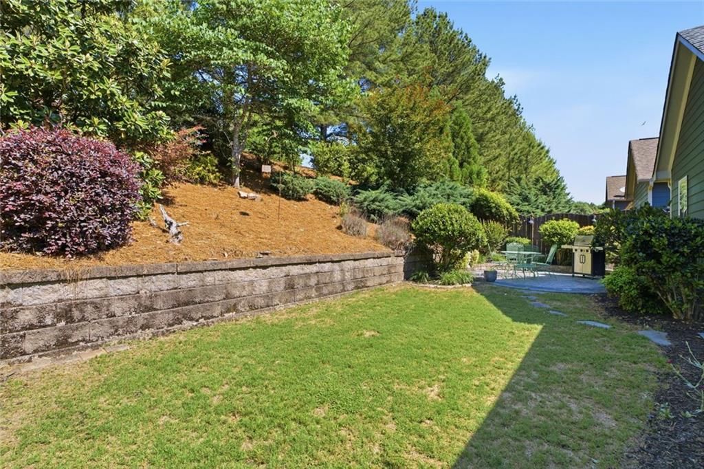 Image 25 of property listing at 216 Providence Lane, Canton, GA 30114