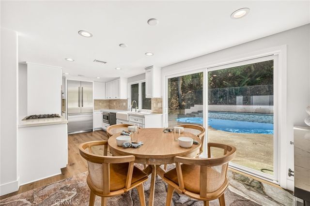 29815 Knoll View Drive, Rancho Palos Verdes, CA 90275