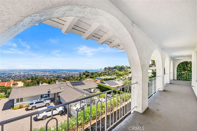 29815 Knoll View Drive, Rancho Palos Verdes, CA 90275
