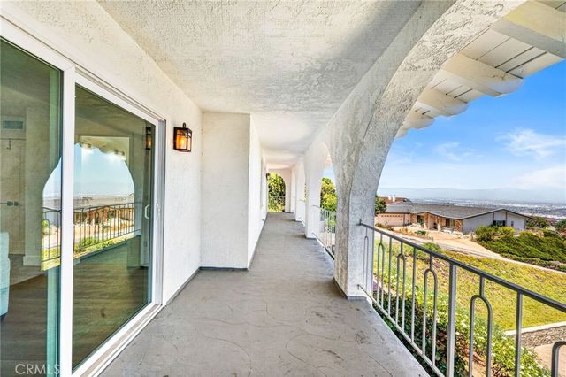 29815 Knoll View Drive, Rancho Palos Verdes, CA 90275