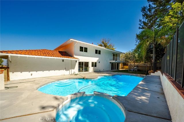 29815 Knoll View Drive, Rancho Palos Verdes, CA 90275