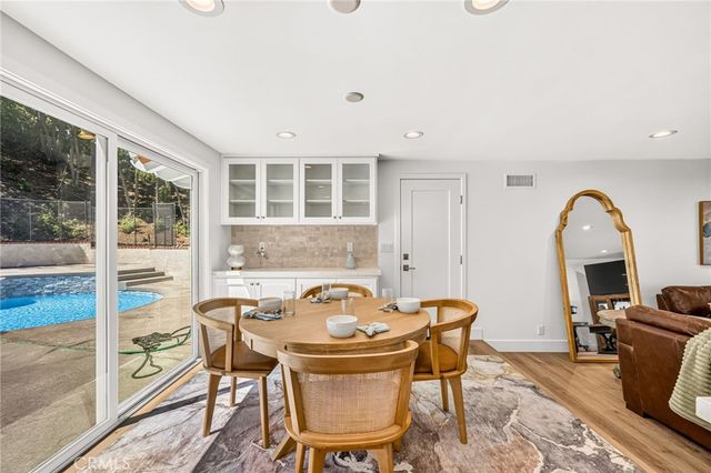 29815 Knoll View Drive, Rancho Palos Verdes, CA 90275