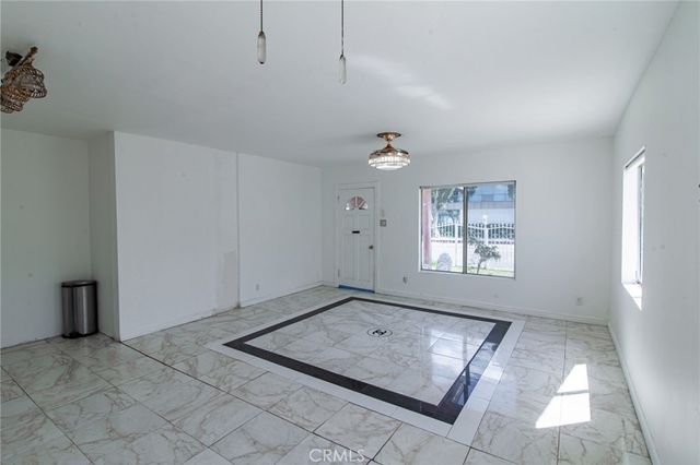 16413 Downey, Paramount, CA 90723