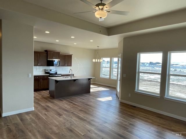 961 Quartz Rd, Kimberly, ID 83341