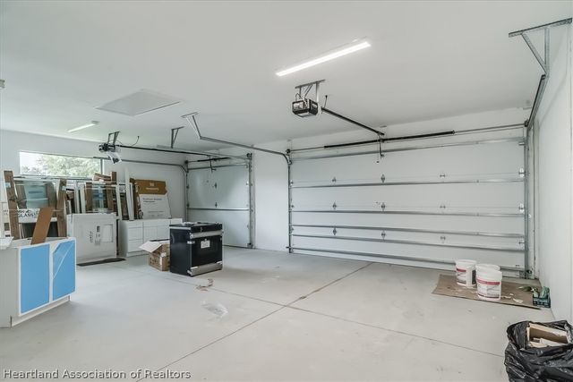 733 Sunset Pointe Drive, Lake Placid, FL 33852