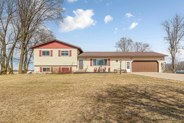 10525 210th Street W, Morristown, MN 55052