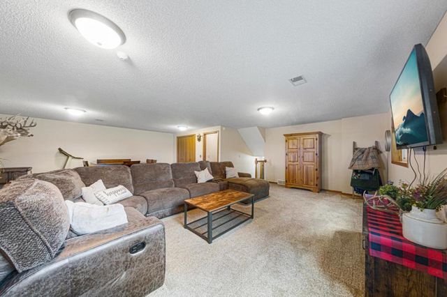 10525 210th Street W, Morristown, MN 55052